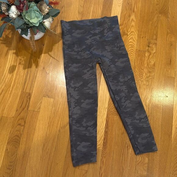 Spanx Look at Me Now Seamless Leggings FL3515 Grey Heather Camo - X-Large - Picture 5 of 10